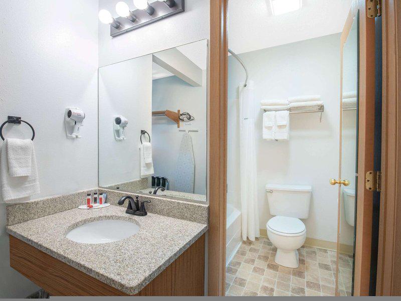 FAAA7E94EB6E47FD2FB26E7428745C3D