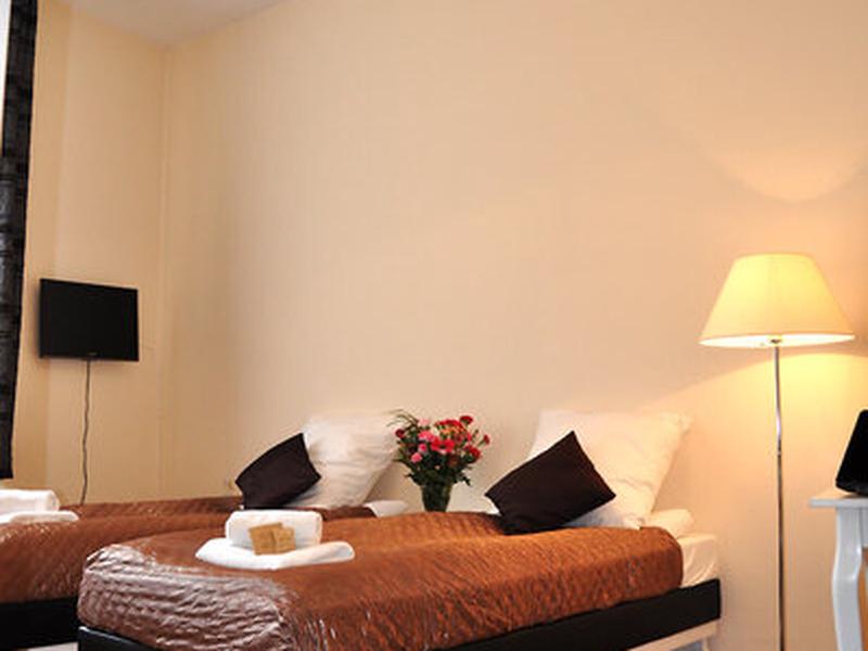 31E8A9A6E38337E26E66EE8A61A91BF6