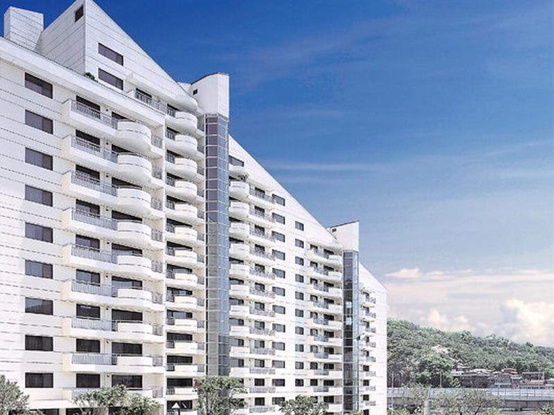 FDFCCD4EFB6D3352A115B42C1C41959A