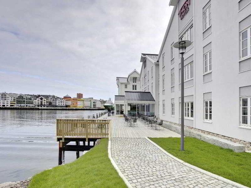 7179C05BADEB63045D104547C1D9DBE0