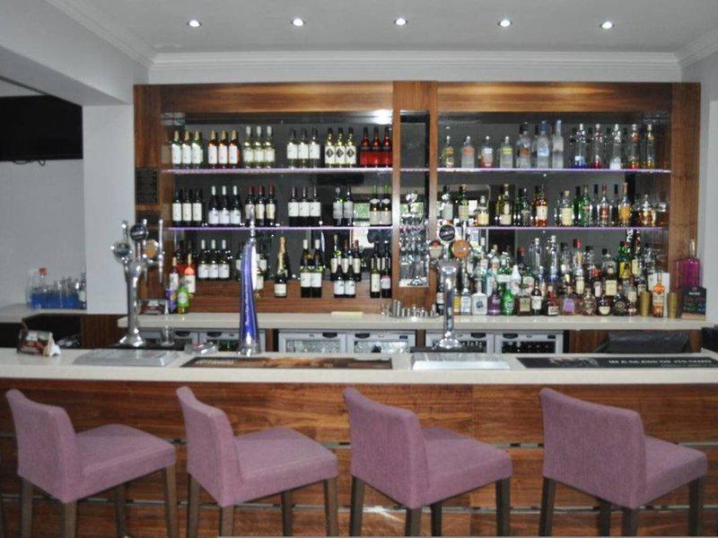 40366E835AF2B9CB9223422E7F86F03B