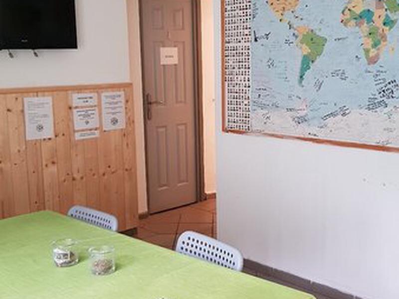 AF5F537B61D6920141622F509E8EE33A