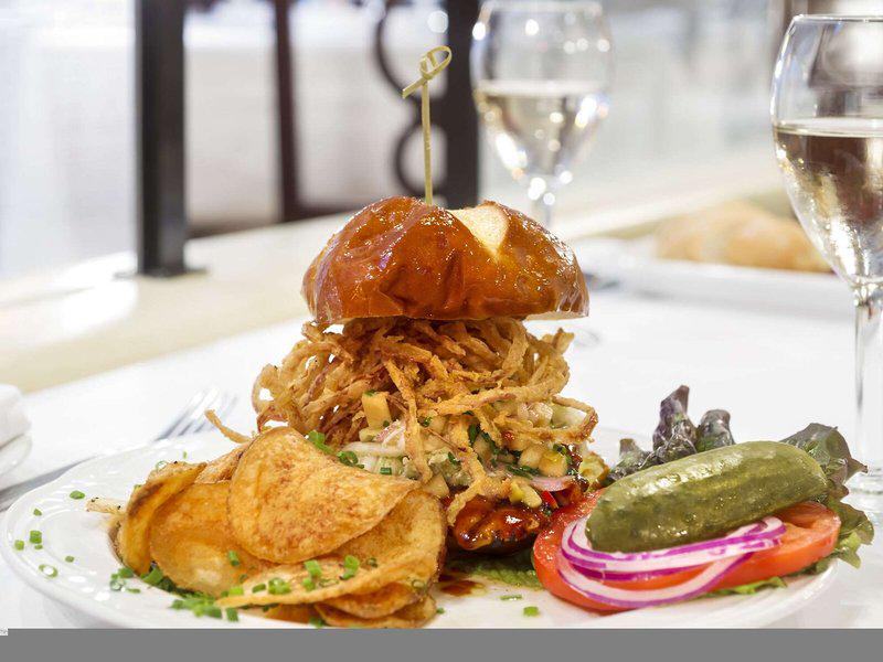 C3E51BC98C980A2F90F3A4E8B1BEA303