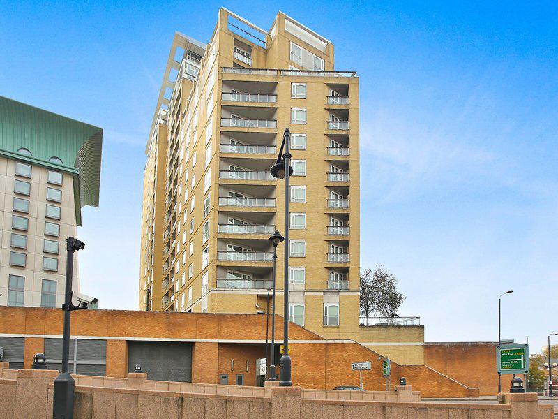 96DD8C89AB69843F74F3BD20DAE11300