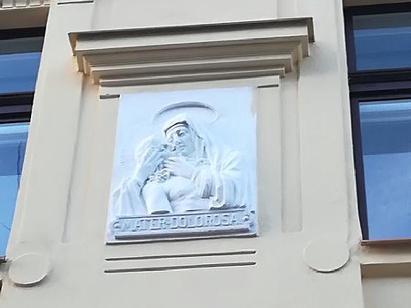 E08EE9AEECD85B84F061ADD269AC84BB