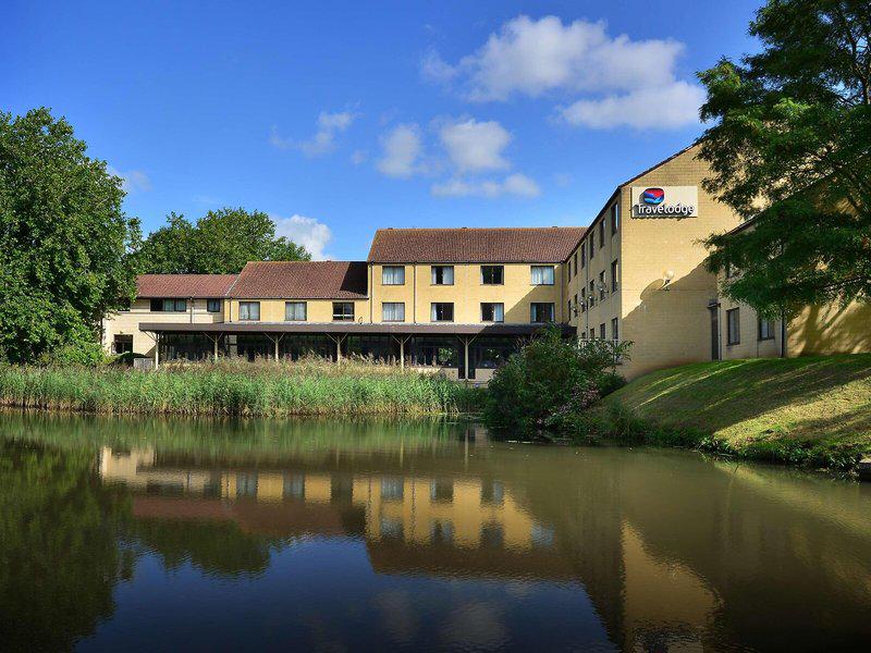 1E178D677FDBDEABF46015E36AE81B73