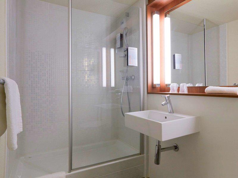 4499913604C5130132990924D5821AEF