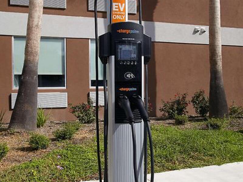 606E6E3E64CCAEBEDFB2615F5B99B786