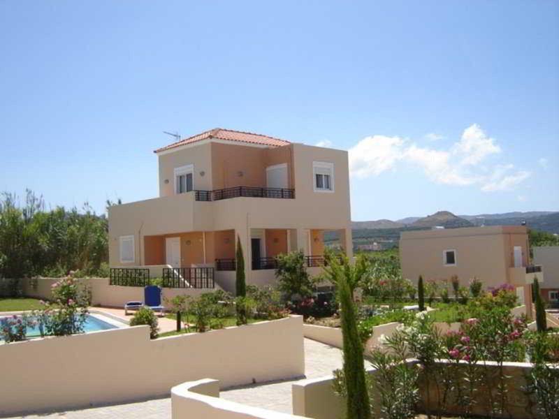 72C8989D21B25B2F58ECCA1345AF8CA0