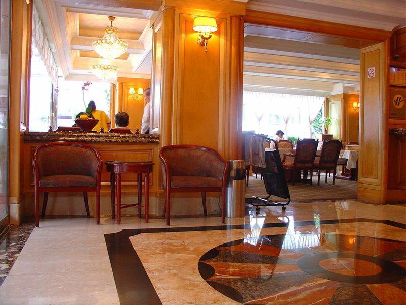 F4FBCB6CBD6859BADEE200157A72ADE2