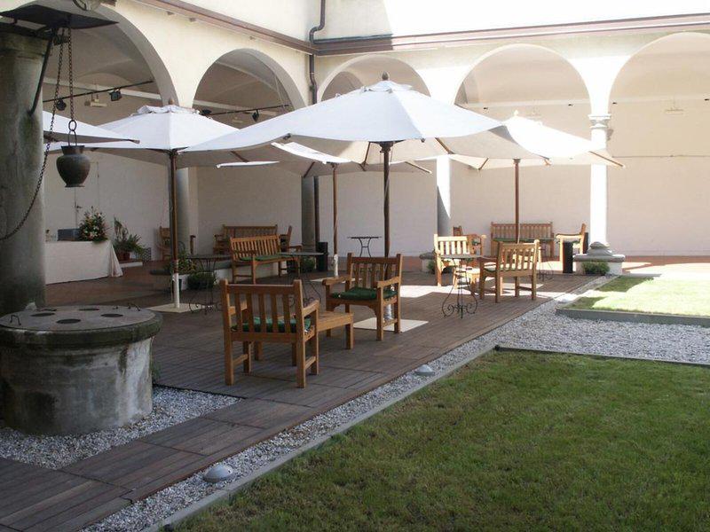 383FE9672E4288C5473D8F198C178580