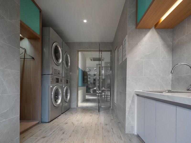 0A515DCBEAB874237C1668D5BF3EA818