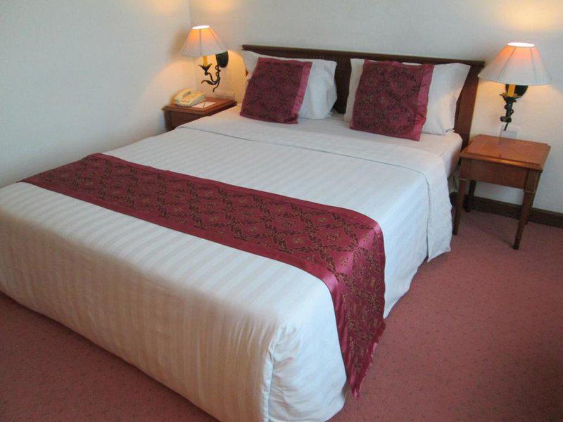 331E73727BF70F4FA5E02E8D6D751103