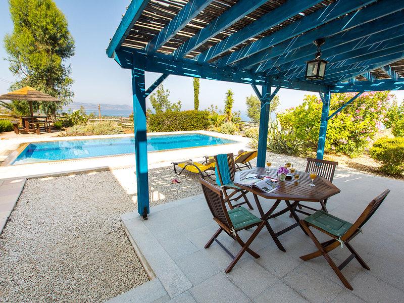 5ACDEAE28F9A3A86A49A3AA1897F3065