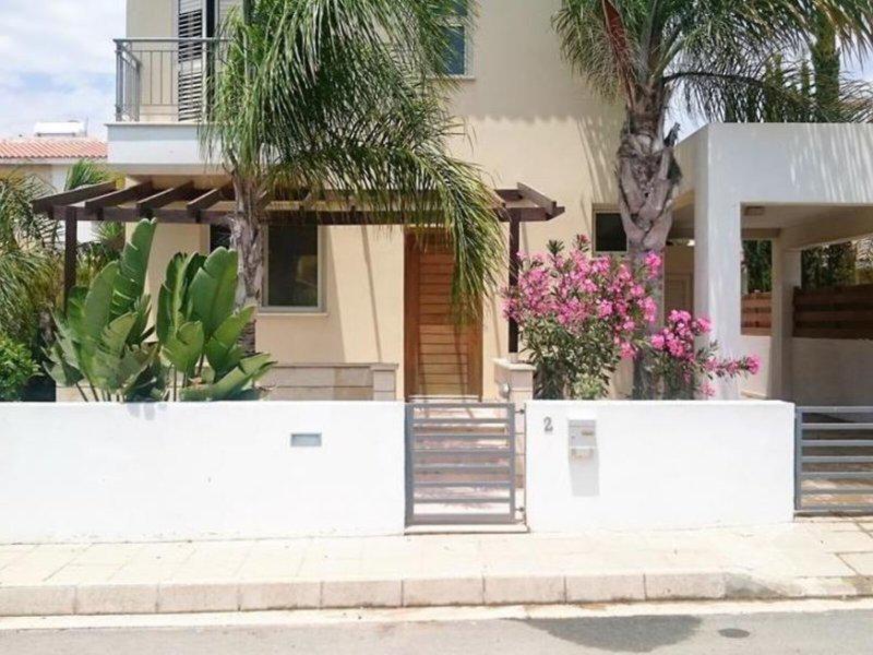 63FAAD56F76E36860A6E96D5C16210C5