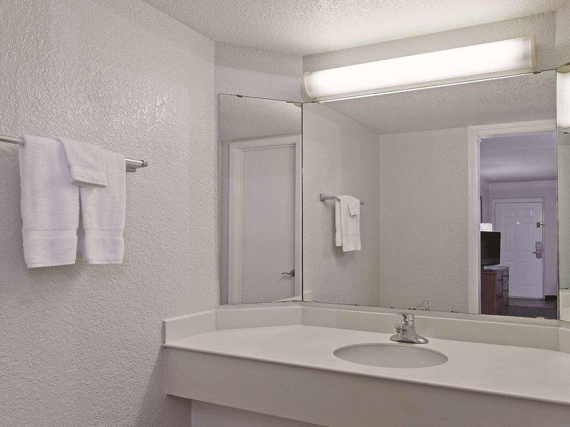 F5E56A5CE5339D605B10AF07BCAF6EBD