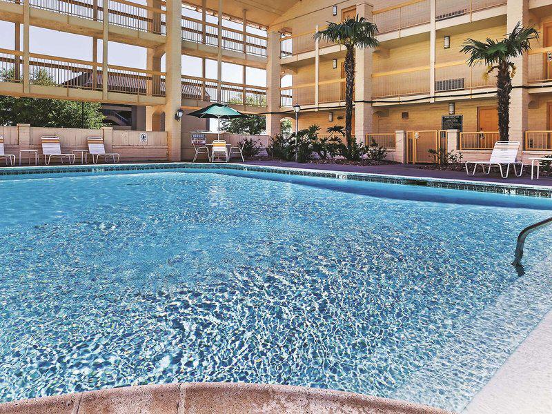 CB74E86D501630E2B1809090642D30AC