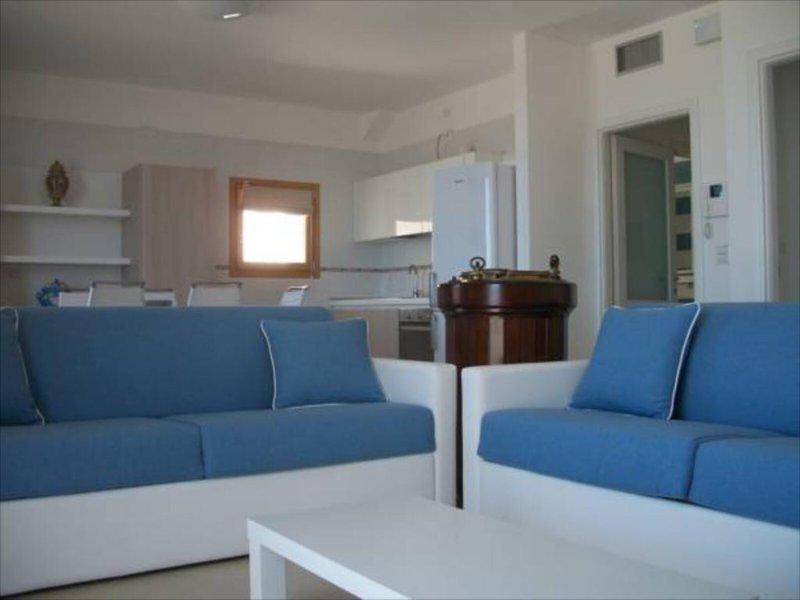 F4B40D195604BA3ED83B1D65615DFF92