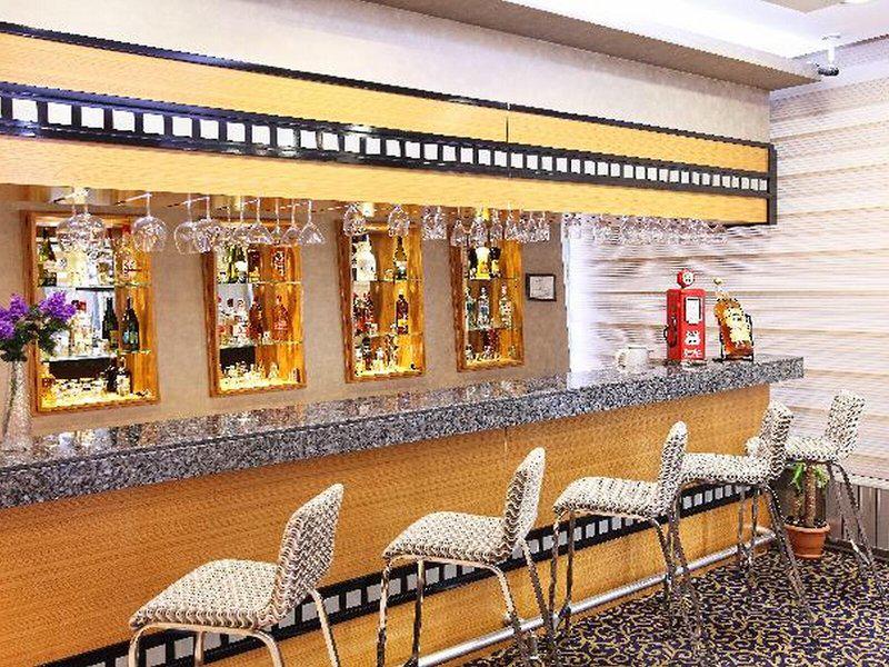 FA3F62D3B3E18FA4F7427264ED8E69A5