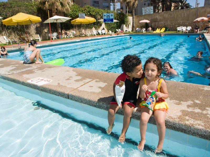 D9D64E2577100E47E84D7F03EF513491