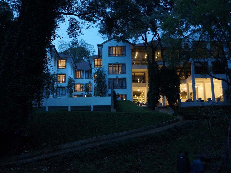 9C6CF3D59BF18594BF4E468B5C77C733