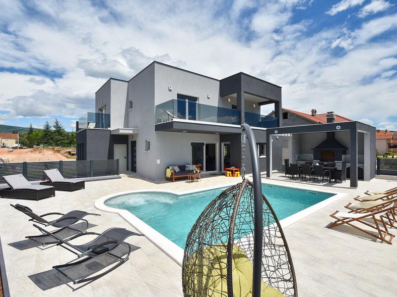 5263F32645093A9169CB4E311F0D423A