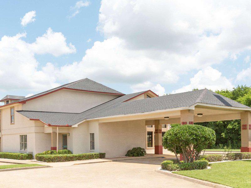 EAD03CE00C6DE1B4174C446D57CED3FB