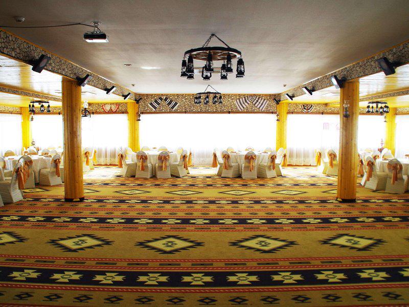 8BA07F0418818A1DA0282BDEB23CFFB4