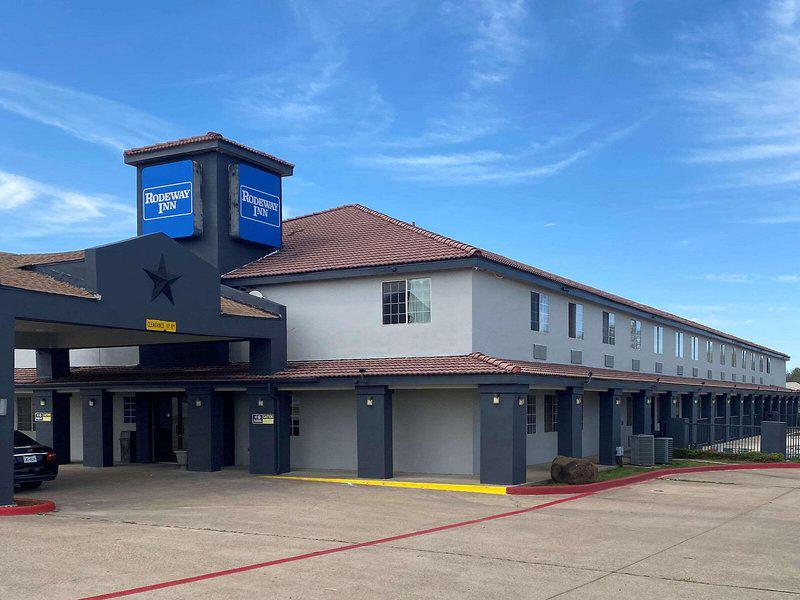 BBE6E56070A7D2032D828C74FEAE1840