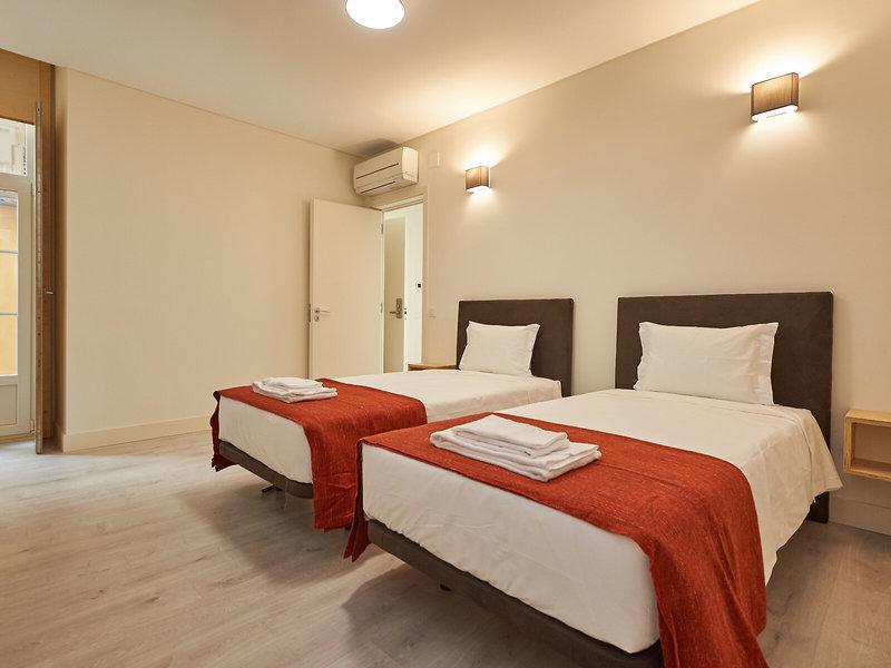 AEB6A21470BBF3F5EA0FEA0443C8698C