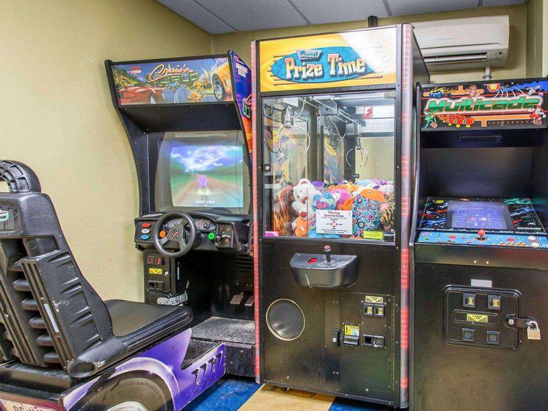 B025393A660703A551EB3AA71A66F27A