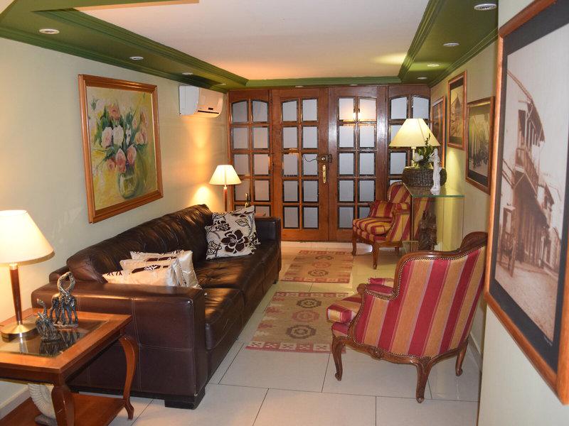 58AACB4819F57E15BEB3383A17D99049