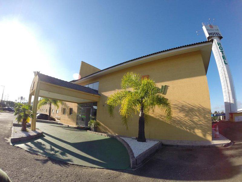 F6895CDBA5A94A4FAD309AD4530751E4