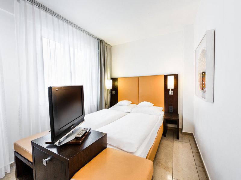 8C4B915F5E4B99D477D51DC5437AFA95