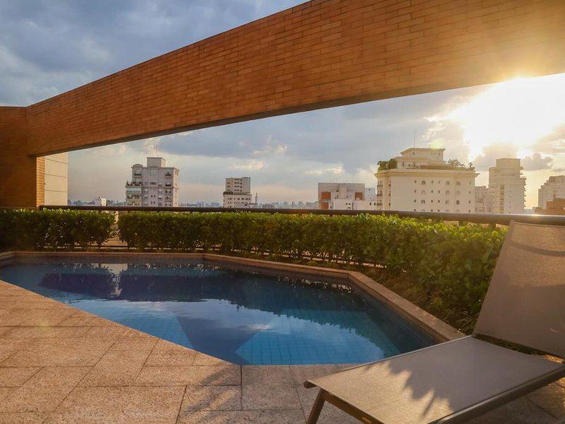 E158EB6E3FA5426D26D1868061BEF43B