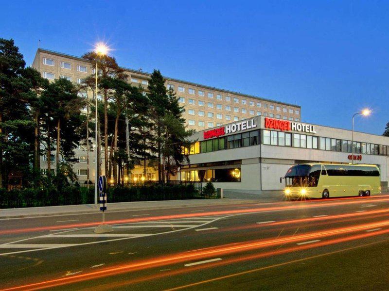 F5E52D13360AA5865FBA17788B3B67AB