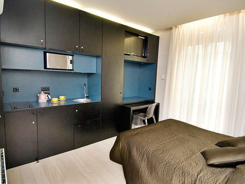 183C92930BC3578D4540B23C9EEFD0A6