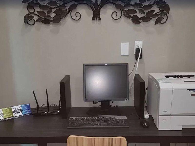 AB99A33893EE10814F8C5ECFACBFB50F