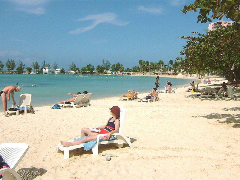 B84C7ADD529178FB994357569FE8E8D2