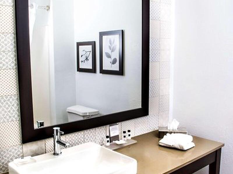 E43B79C82CB0B70F8E535F918AFE5805