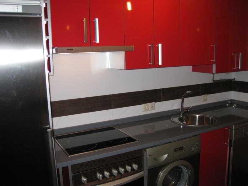 73D4D7D36EB70D41FF2C4288C8844727