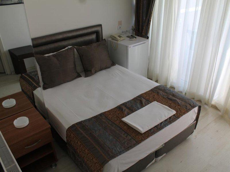 21B903F1E2DCABDB615B2CF96042EF37