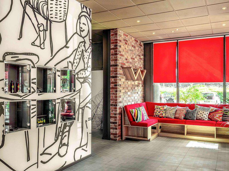 B26E84C071689B912D726C450D7C19B2