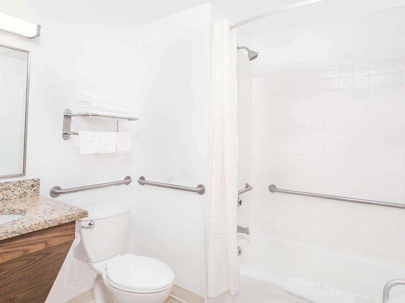 8081B42F3B9FBF3761B01D16EF8EF909