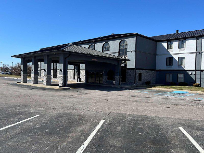 5FADB80515525FFA1D2AA8D96263011C