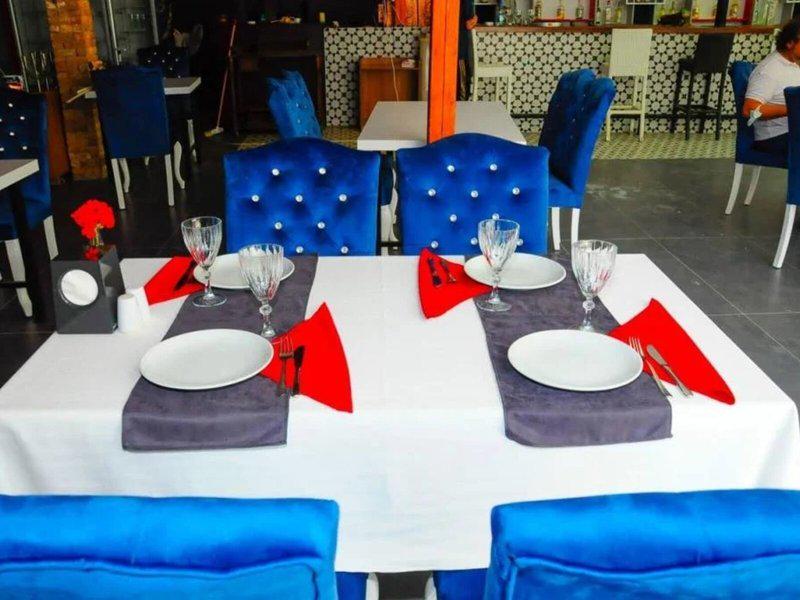 FB528DCBD4EB0CA9D590BC8CECE55A17