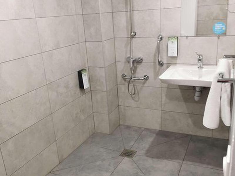 E23DA4FB2B5B9D446E5BF42C9237AC98