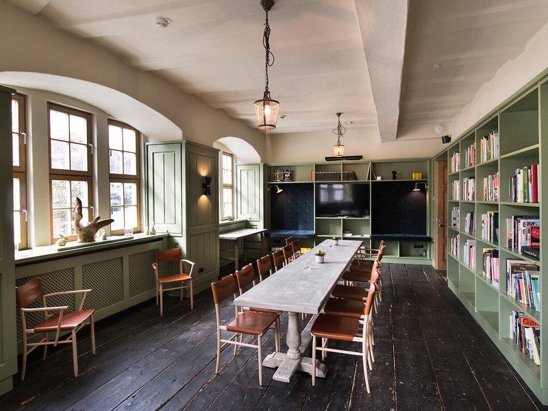 1A44C170E6629BB0A88FEF47069FBB8A