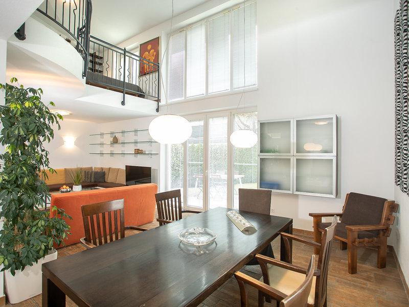 D3F0BEB688865C2C39FCD2939EF7432B