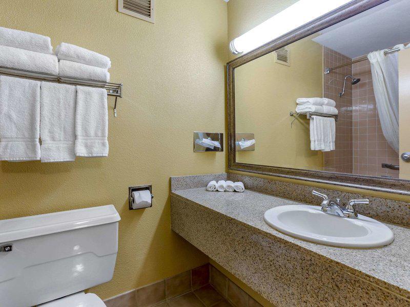 AF13F3A8604CA79839FAE542C2036F73